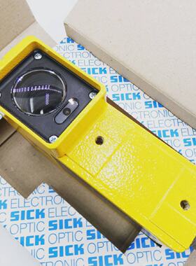 Sick optic WSU26131 1005698 Sicherheitslichtschranke  unused