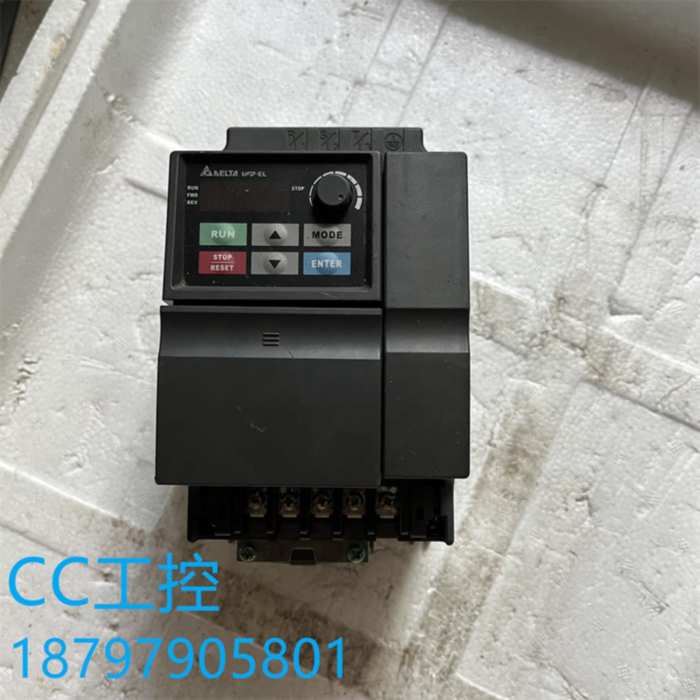 台达变频器 VFD022EL23A 22KW 220V现货包好成色漂亮