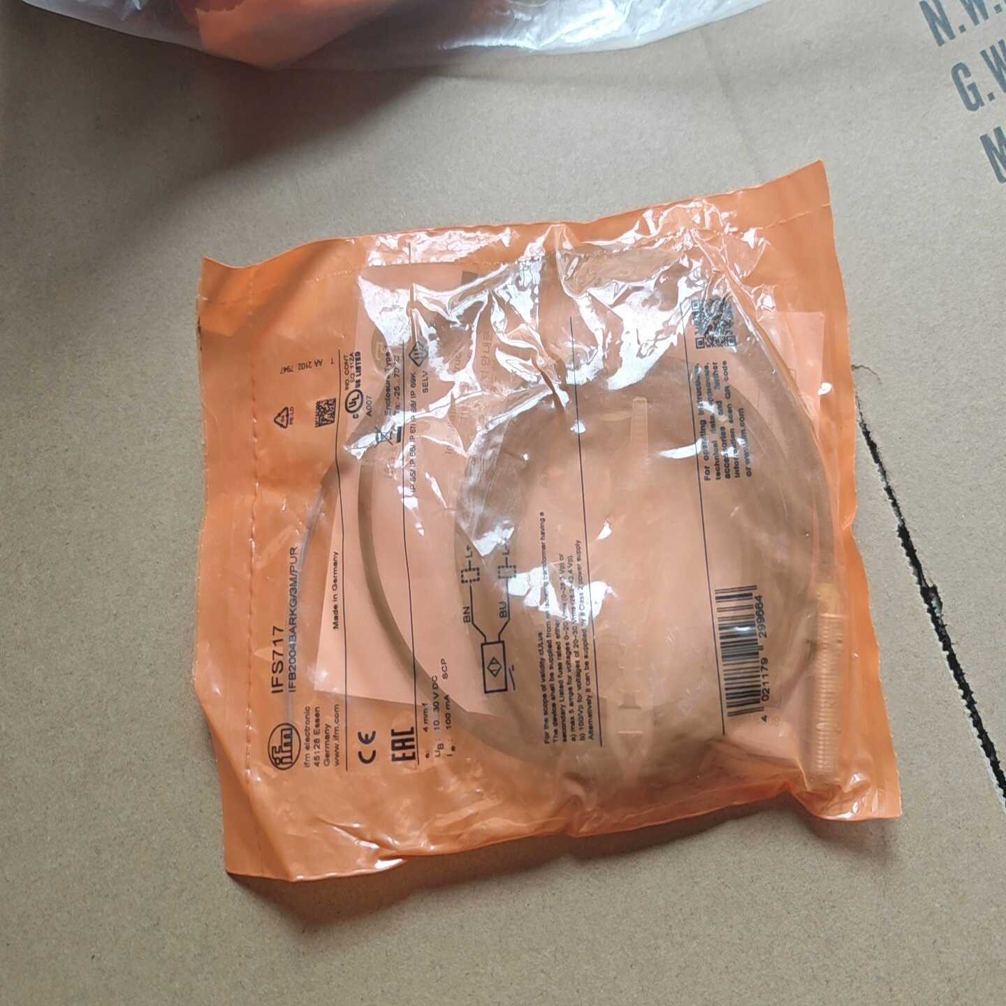 询价德国IFM易福门IFS717M12电感式接近开关传感