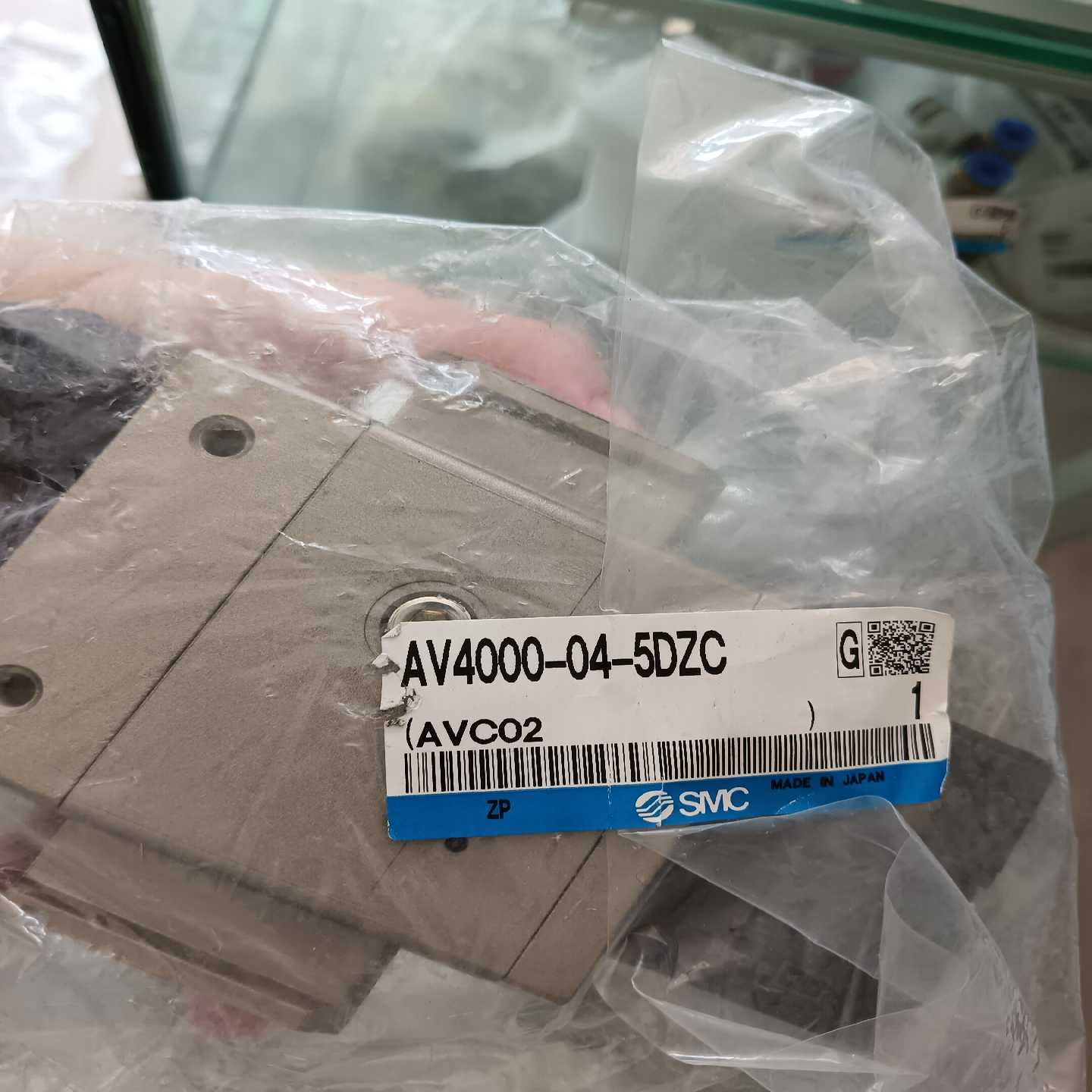 询价SMC全新原装电磁阀AV4000-04-5DZC