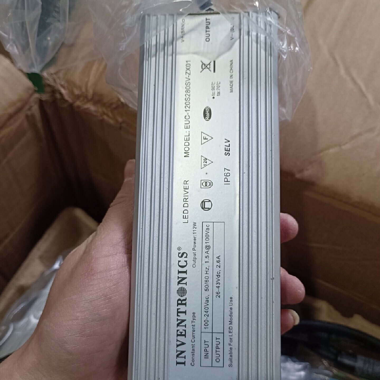 英飞特LED驱动电源120电压26-43V输出2.6A EUC-120S280SV-ZX01