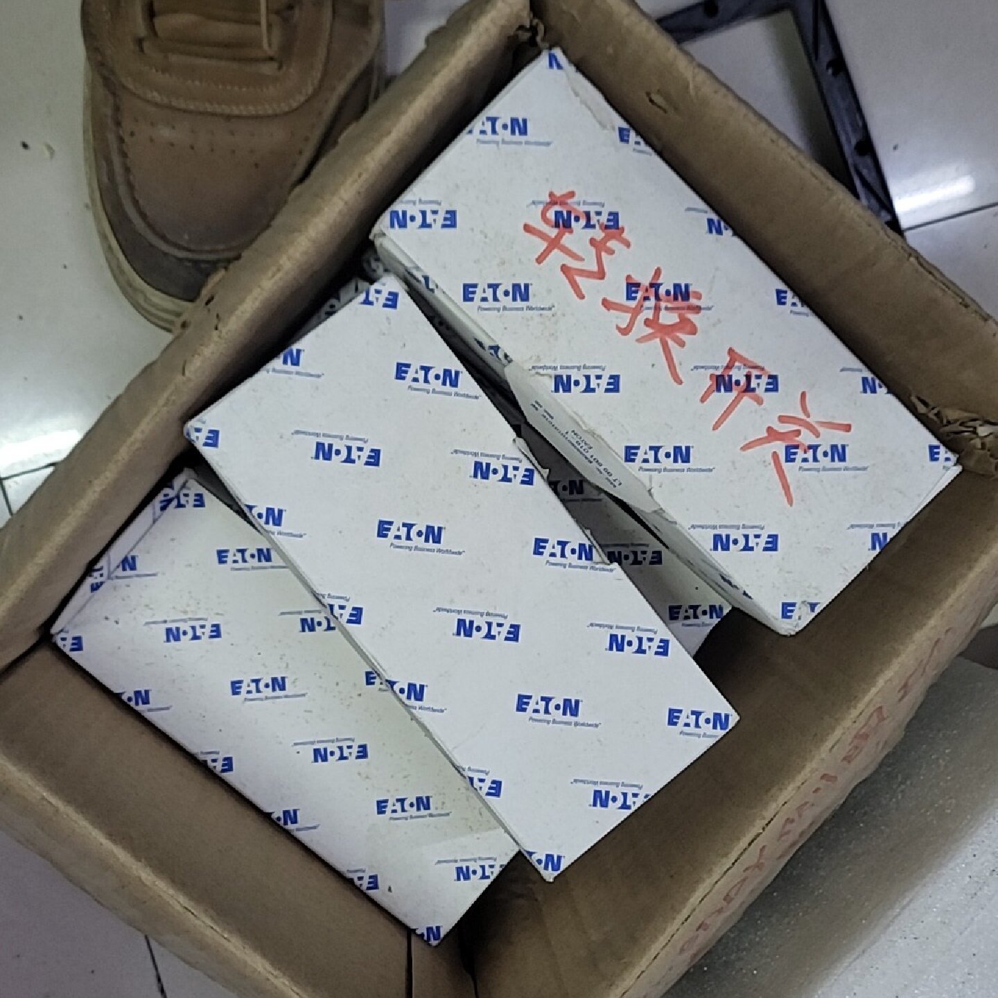 议价EATON伊顿穆勒 凸轮隔离开关T3-8-8372E原装正品