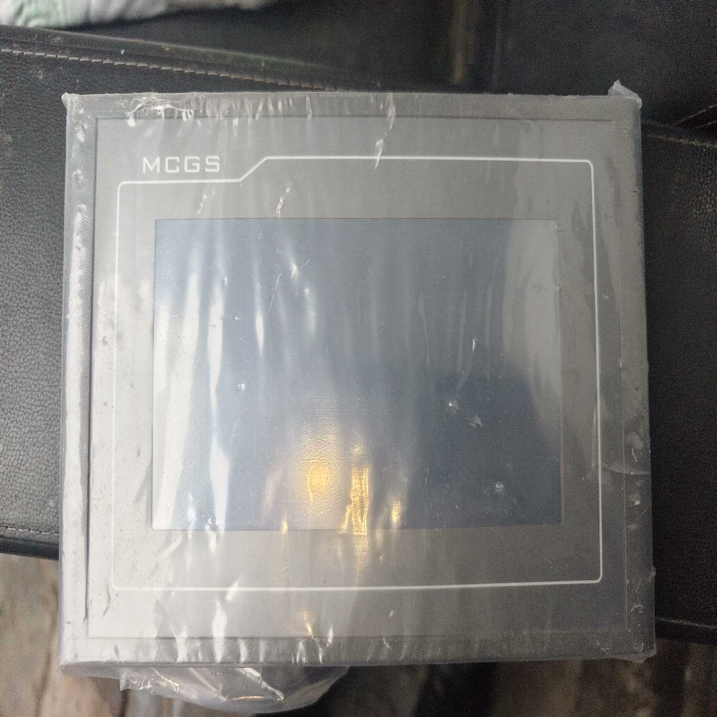 HPD2000-CM-7触摸屏未使用，联系我，询价