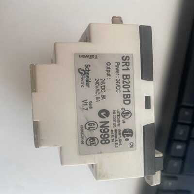 施耐德PLC模块SR1B201BD--议价商品