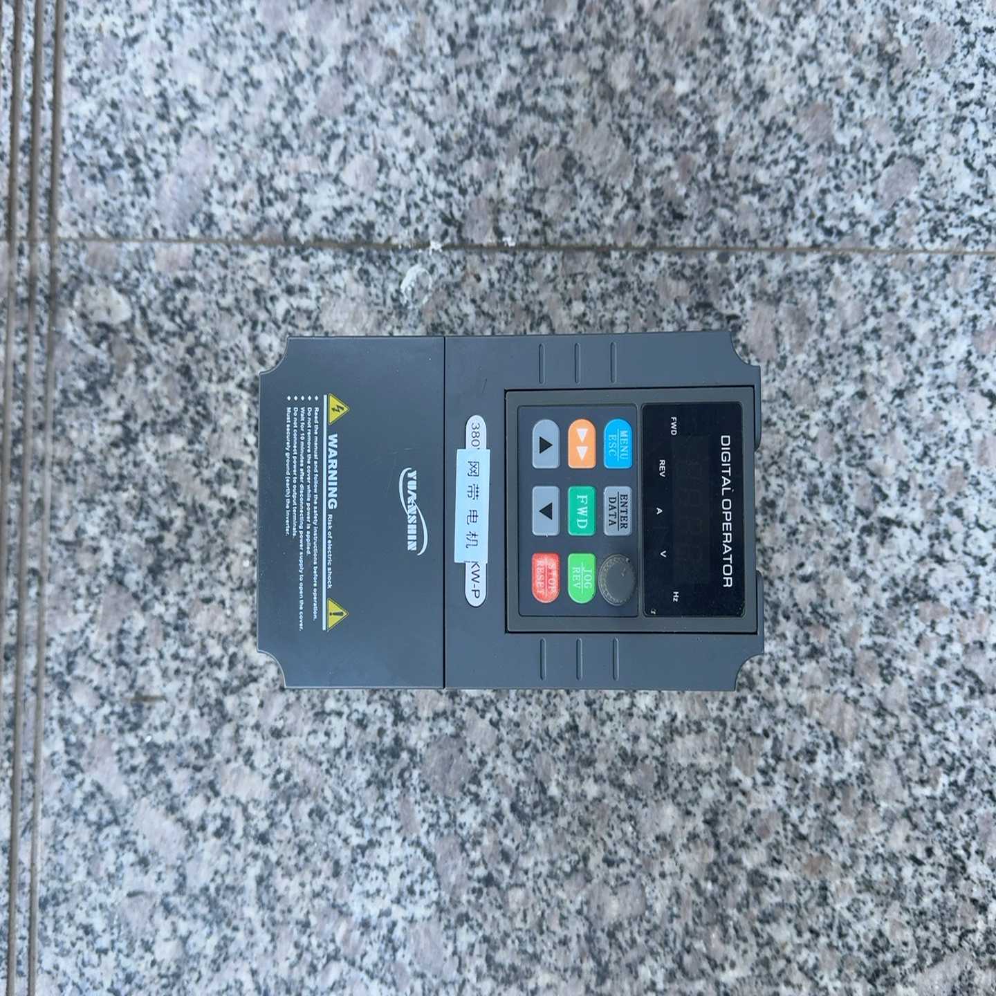 源信变频器YX2000D-4T007G/4T0015P-C询价