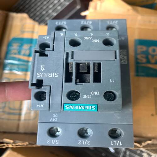(议价)接触器3RT2037-1KB40 几乎
