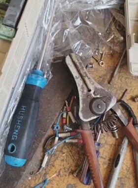 寻《安川YASKAWA变频器CIMRVB4A0031FBA