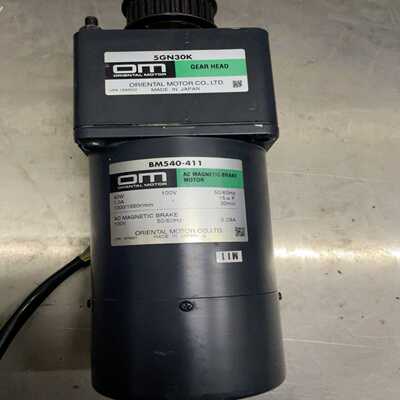 OM东方电机BM540-411，减速机5GN30K，下来询价