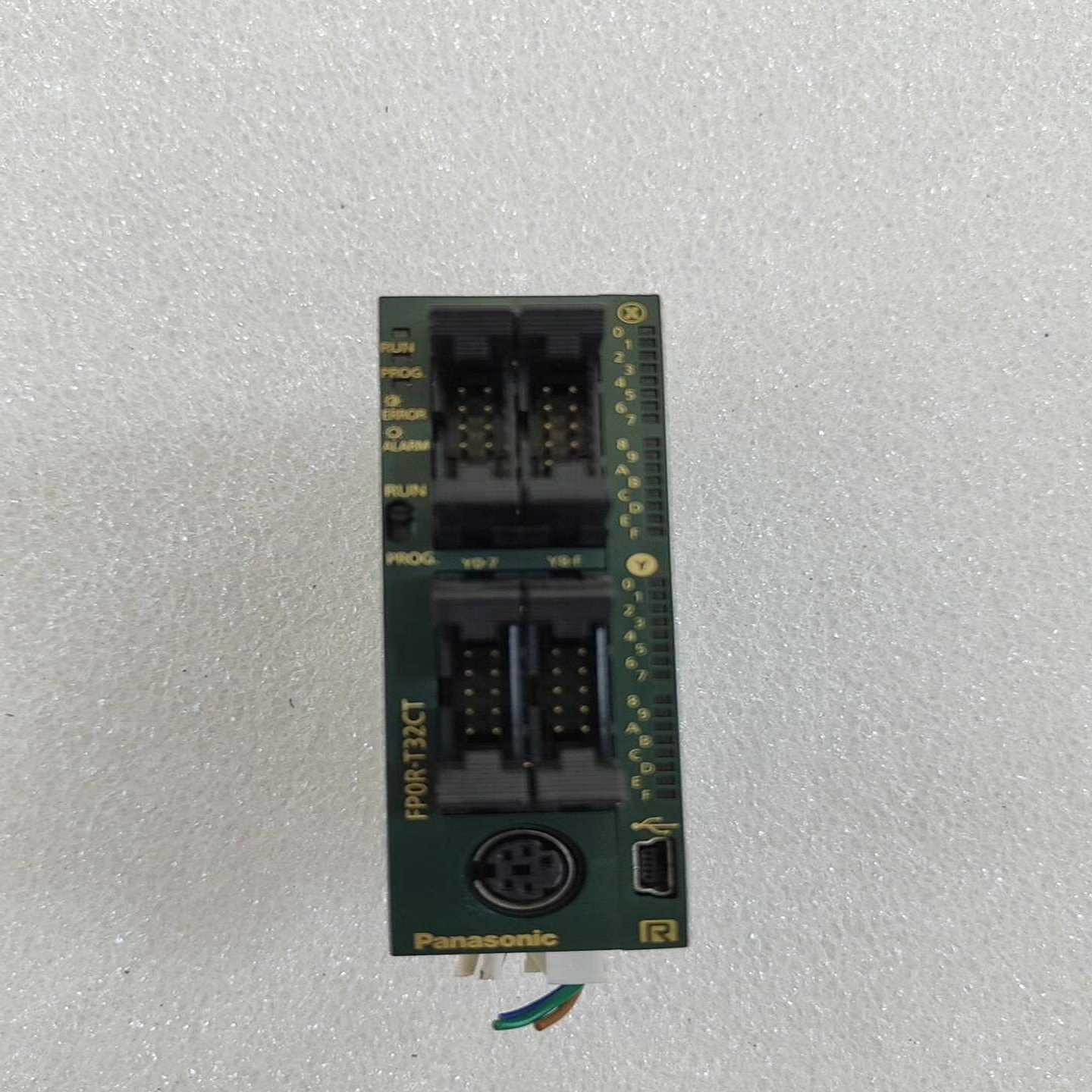 松下PLC模块FP0R-T32CT，原装拆机，实物拍摄，成色--议价商品