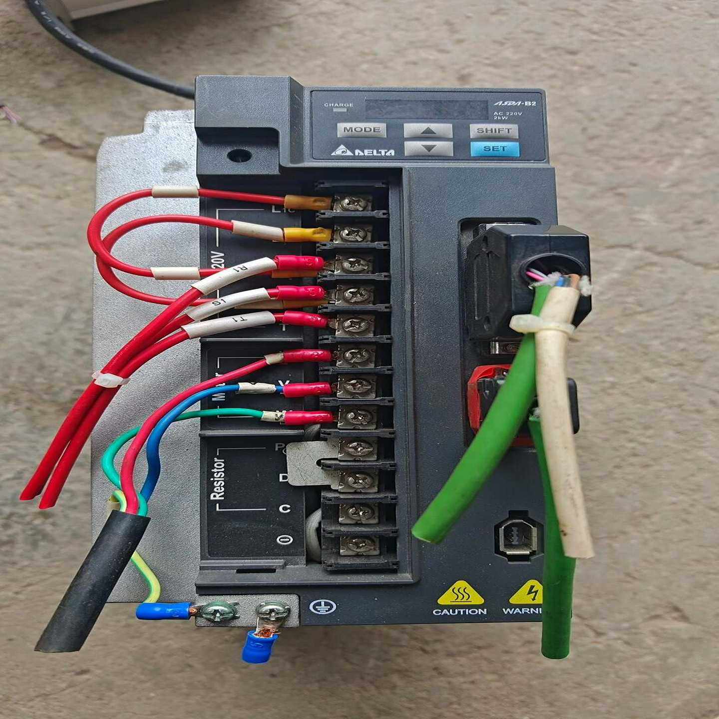 台达ASD-B2-2023-B伺服驱动器，220V2kw二--议价商品