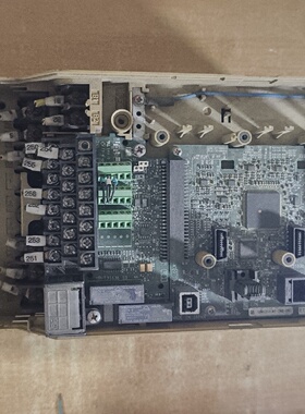 强安川变频器CIMRAB4A0018FAA7.5KW5.