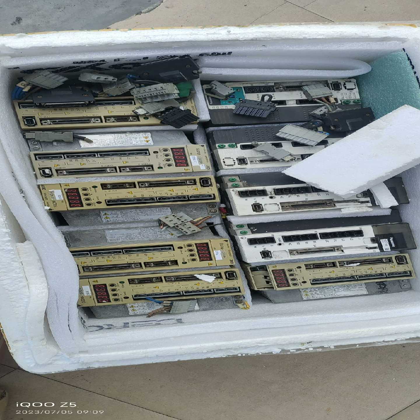 EI35H8-2500-4P3D5N3TSQ汇川编码器，成色询价
