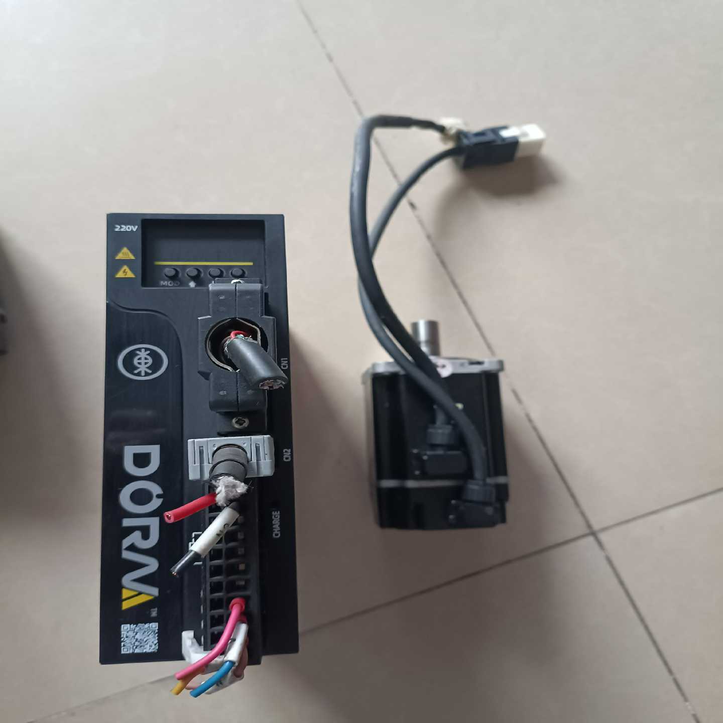 东菱驱动器电机一套DS2P-04AS，DM1M-04A60I--议价商品