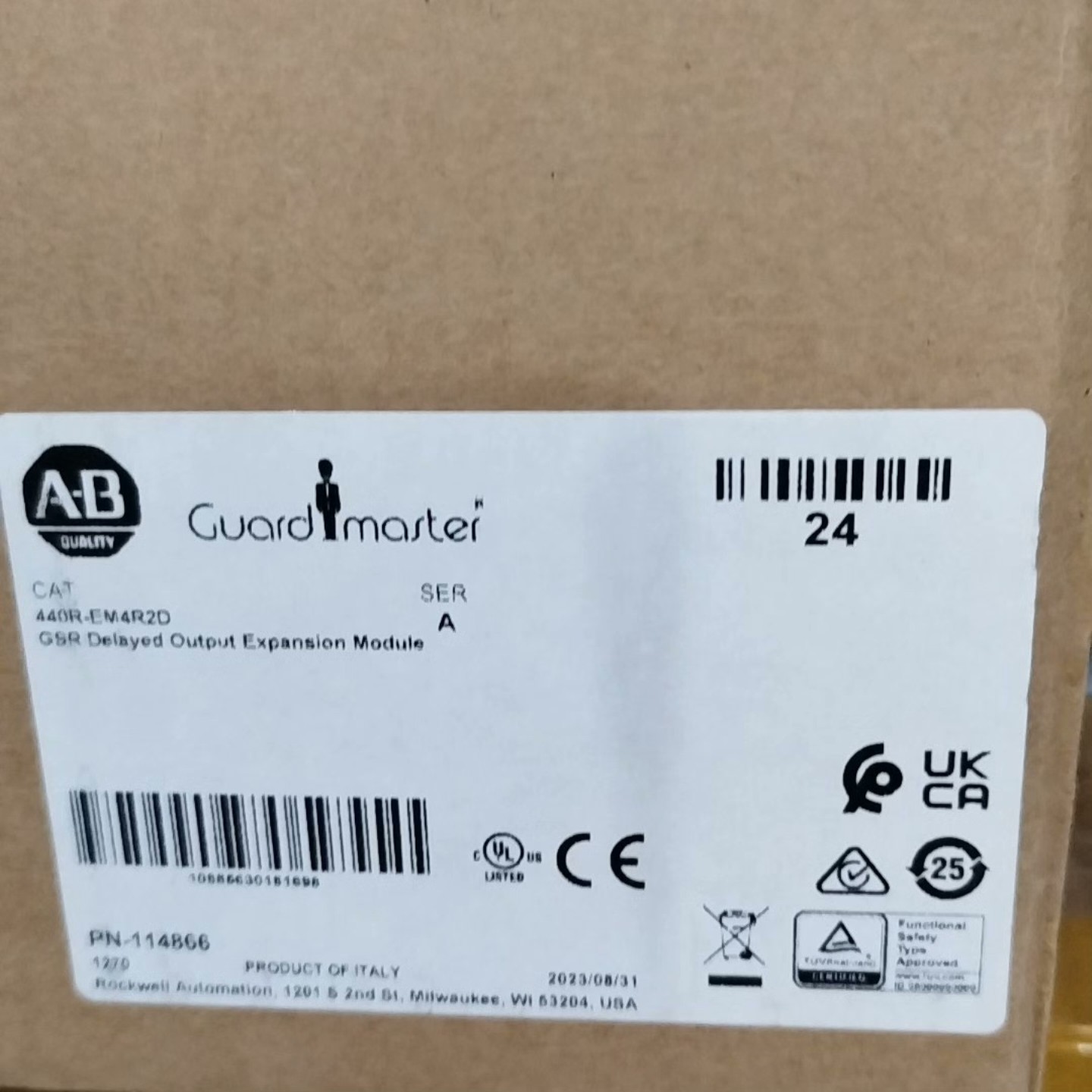 【请询价】440R-EM4R2D全新原装