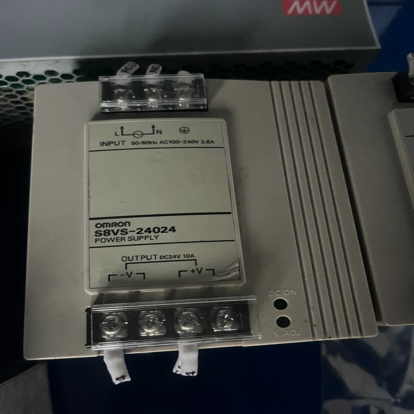 议价欧姆龙电源S8VS-2402424V10A拆机正品,成色现货/Z维修