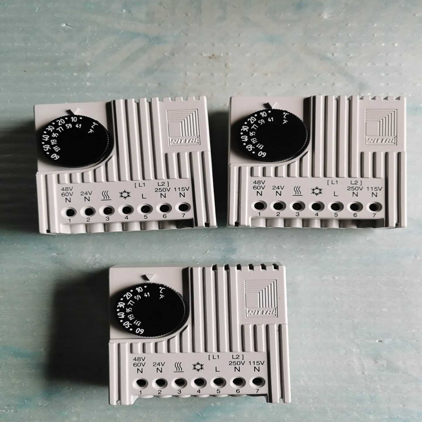 询价~德国威图SK3110温度调节器