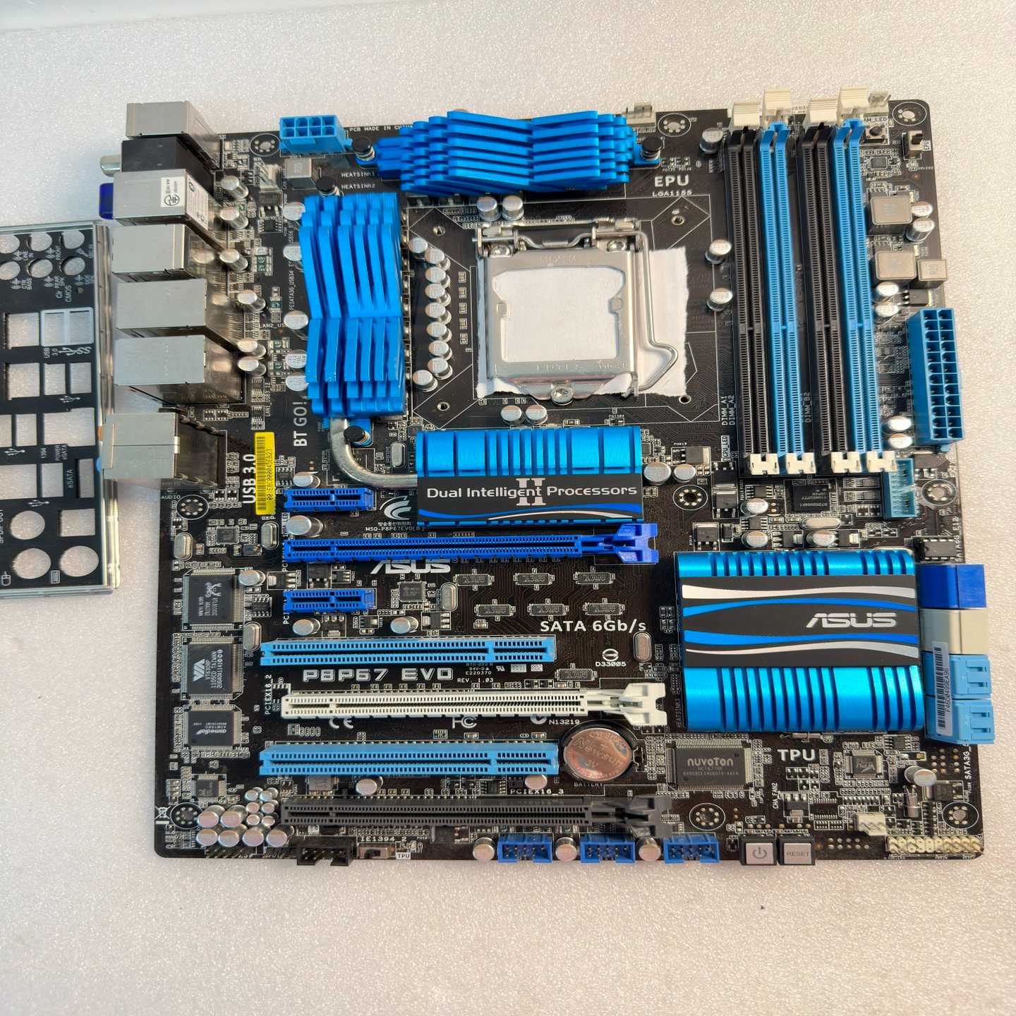 (重工机械)主板867双网卡豪华大板，无修无拆，有挡