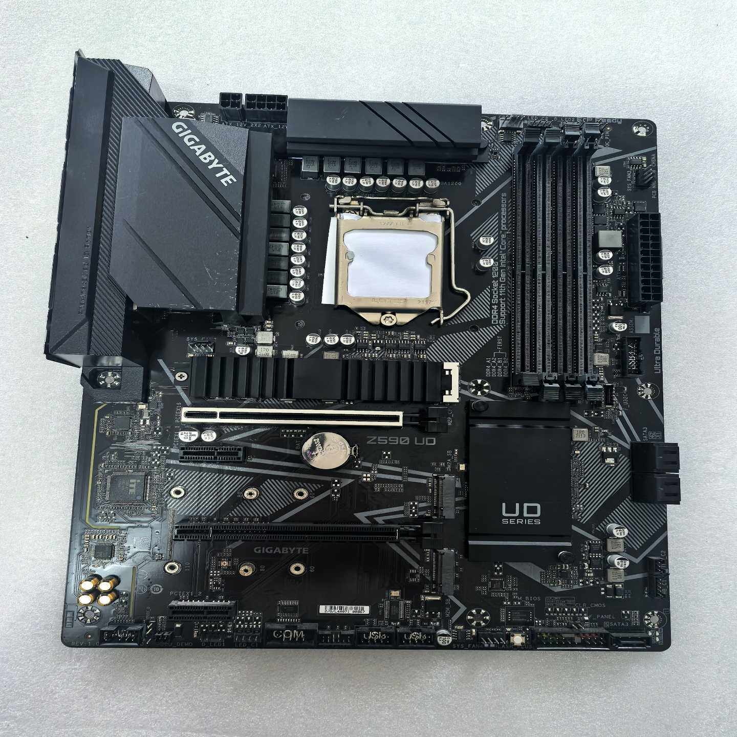 技嘉Z590UD主板，支持10-11代CPU，4根DDR4--议价商品