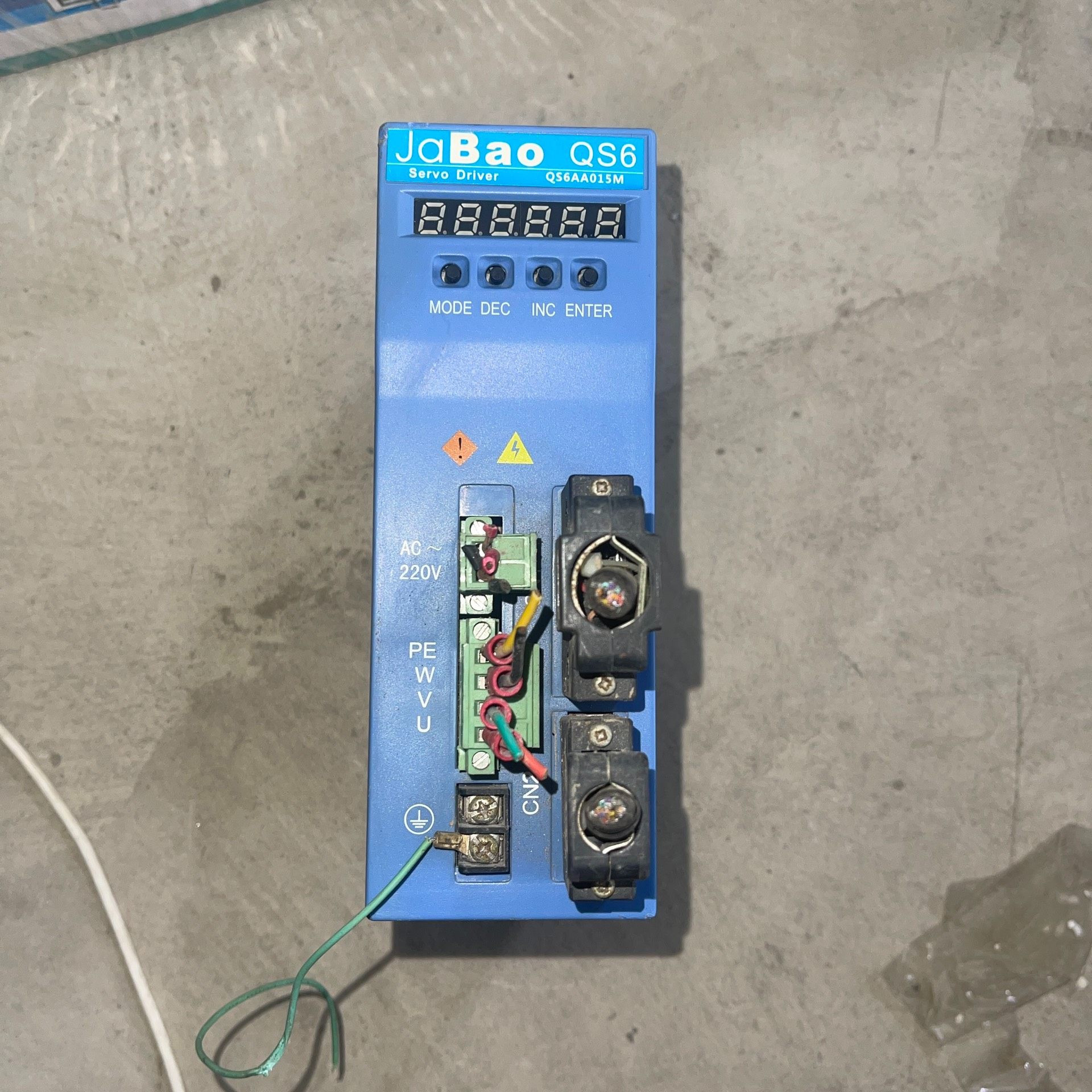 JABAOQS6AA015MQS6众为兴伺服驱动器QS询价