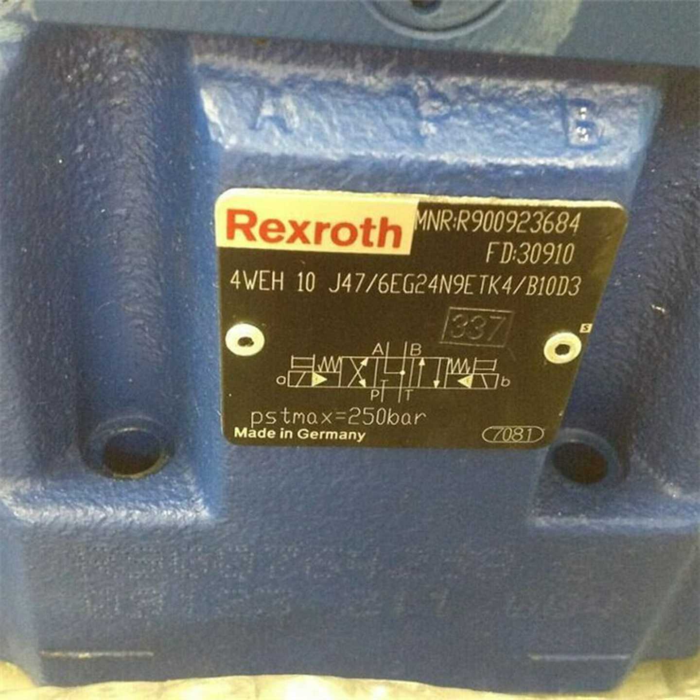 力士乐A4VG56柱塞泵A10VO18ER72/5X3R-VSC12K01P