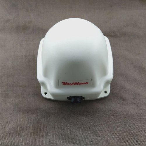 Skywave IDP 690 SM201206SXG Satellitenterminal