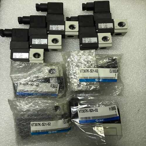 VT307K-5D1-02 电磁阀 剩余两个【白零商行】