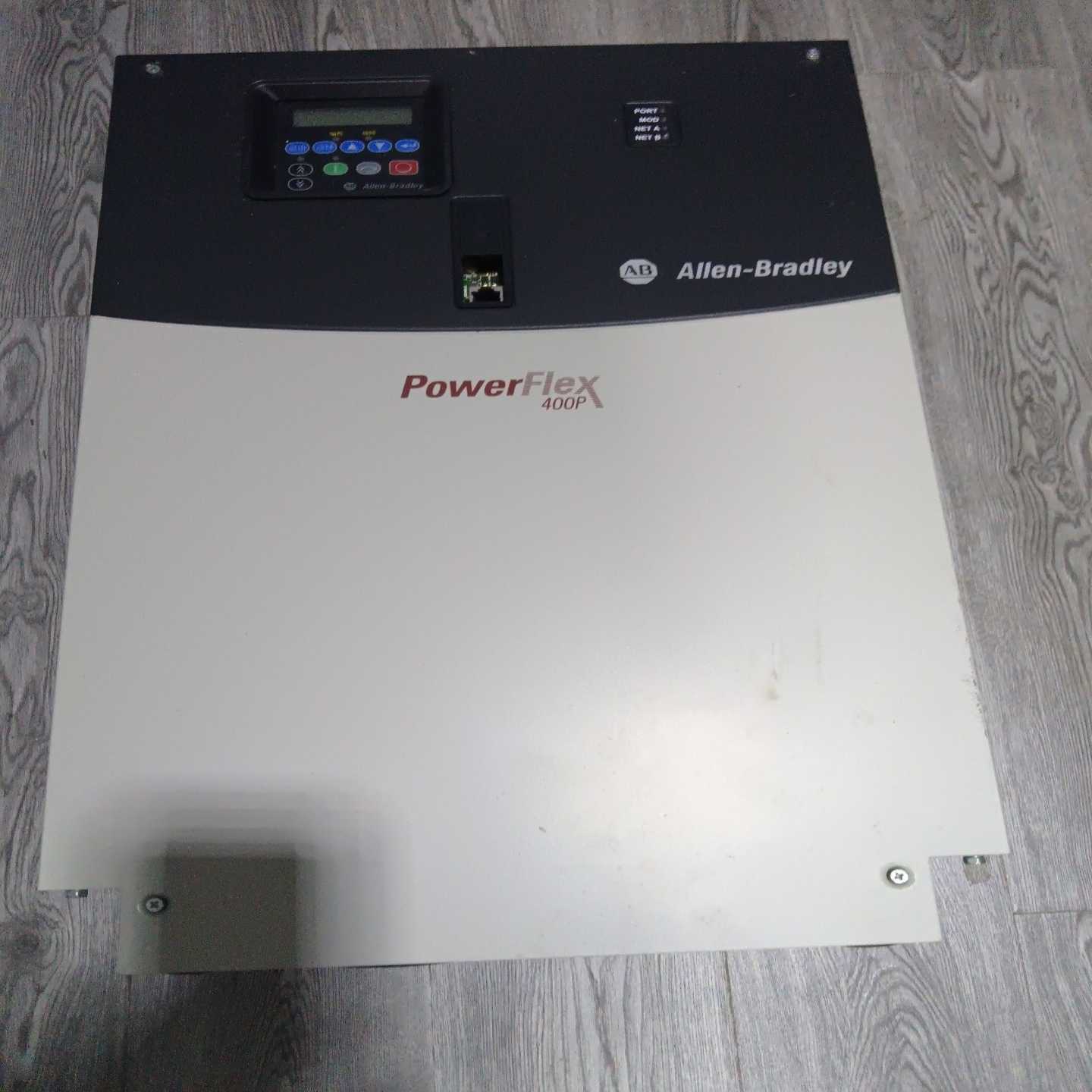 22P-D105A103，变频器外观漂亮，功能正常，实物图，-议价