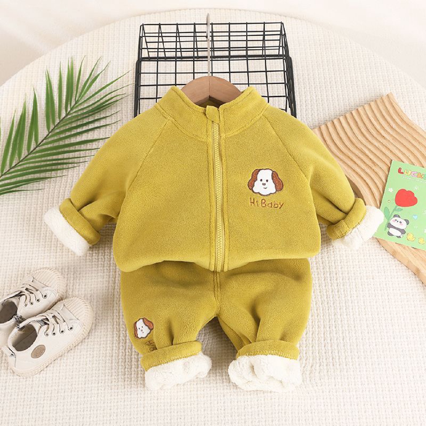 宝宝秋冬季加绒加厚套装男童女童婴儿1周岁2岁分体衣服冬装外出服