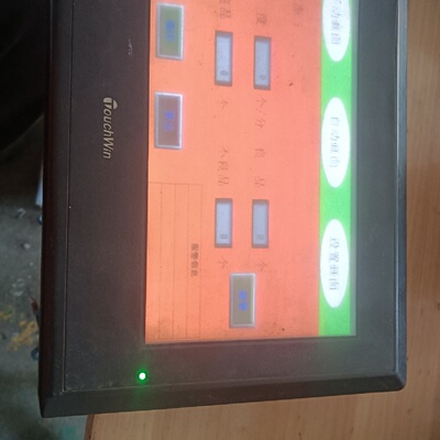 【询价】信捷TouchWin触摸屏TH765-N，屏幕有点开裂，