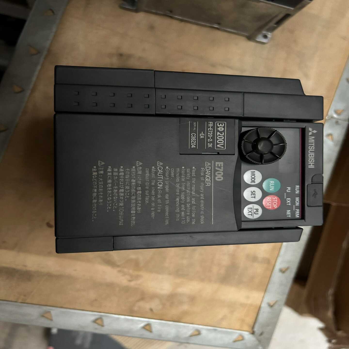 【议价】变频器FR-E720-2.2K-EA没用过的适用