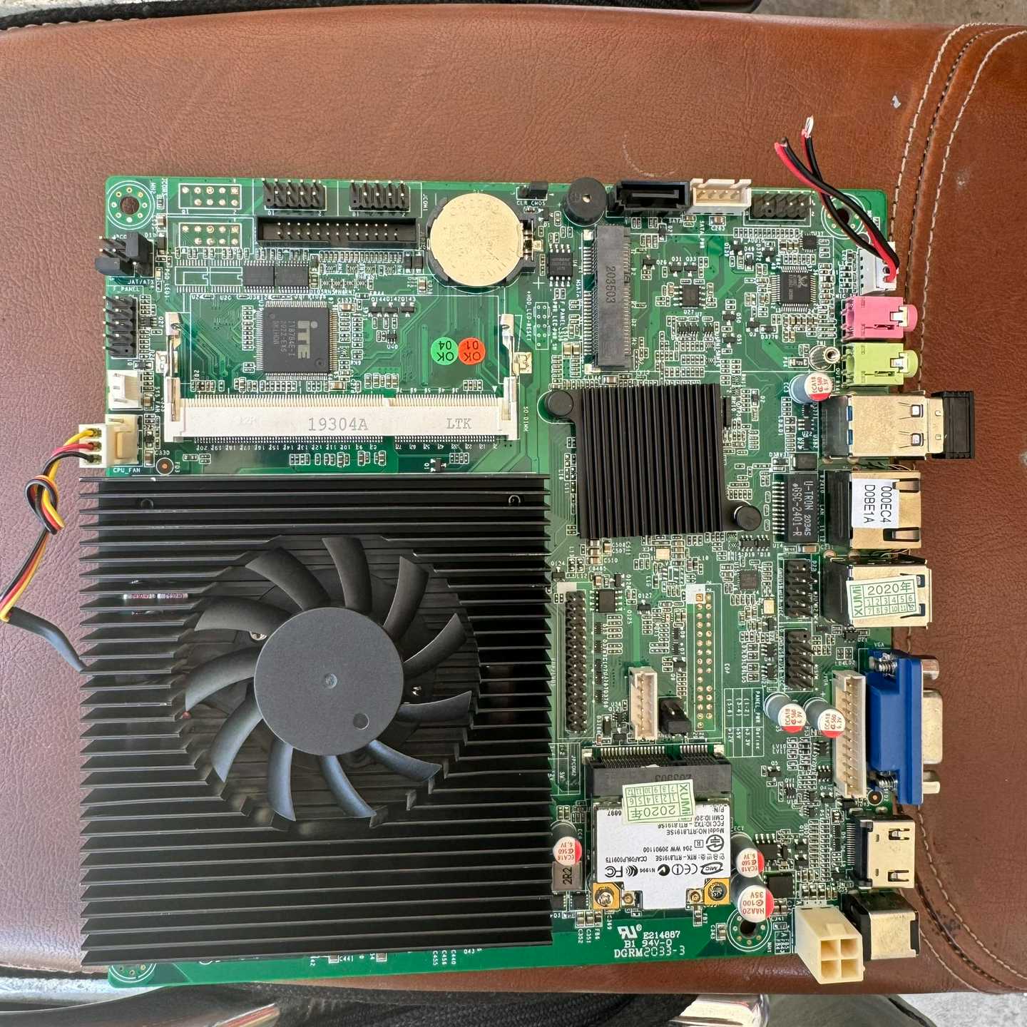 咨询-XT-HM78DL-2CV1.0主板，i3-231