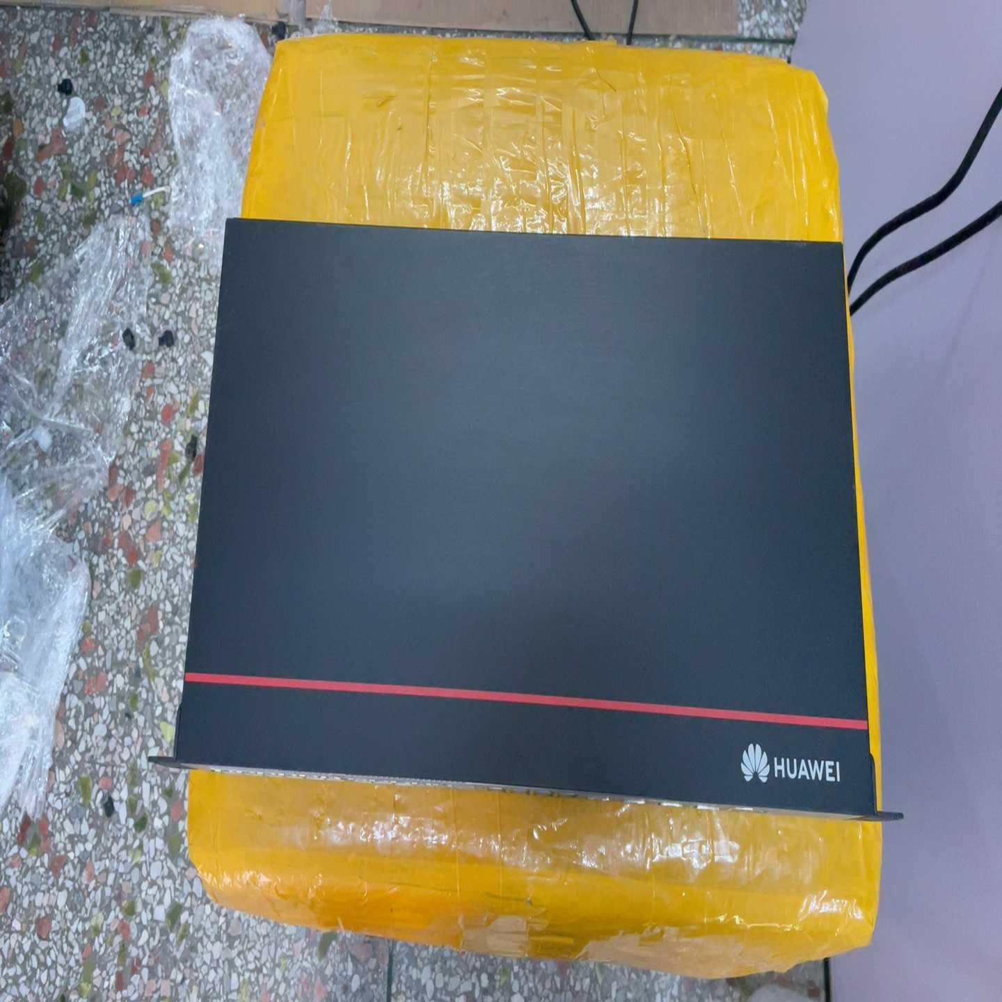 华为S5735S-l32st4x-A，24光口交换机，核心交-议价