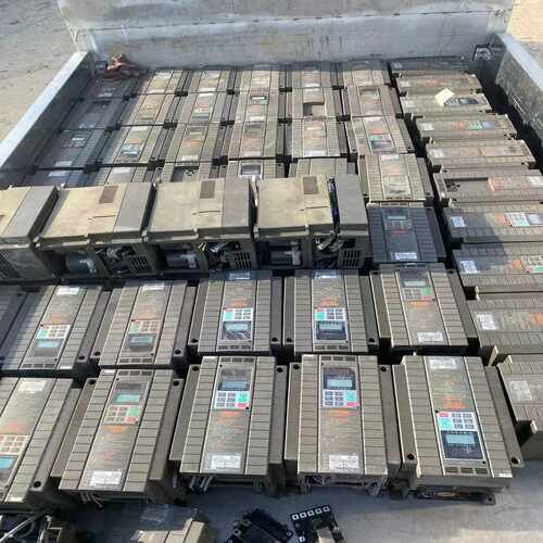 变频器FRN1.5VG7S-2-N483、货，量大