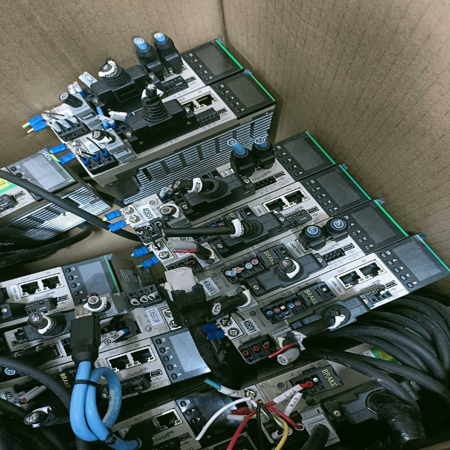 拆机二手禾川100瓦伺服x3eb，SV-X3EB010A-A--议价商品