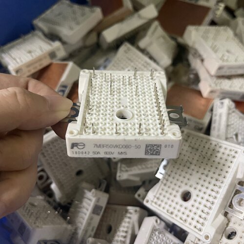 【询价】7MBR50VKD060-50模块富士，FP50