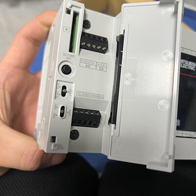 议价FX5U64MRES未使用懂的来顺丰议价