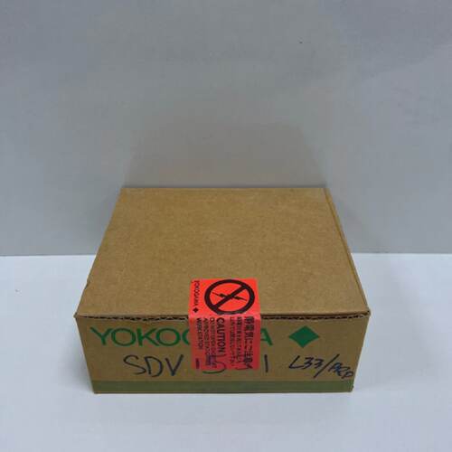 YOKOGAWA SDV531L33PRPS2 Output Module Open box