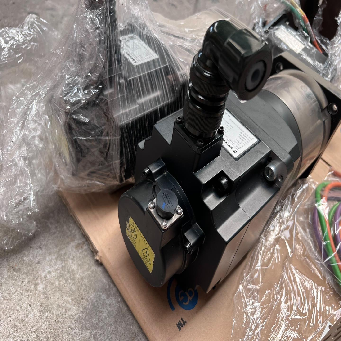 新代伺服电机S08-AM5-40-F3S08-AM3-5--议价商品