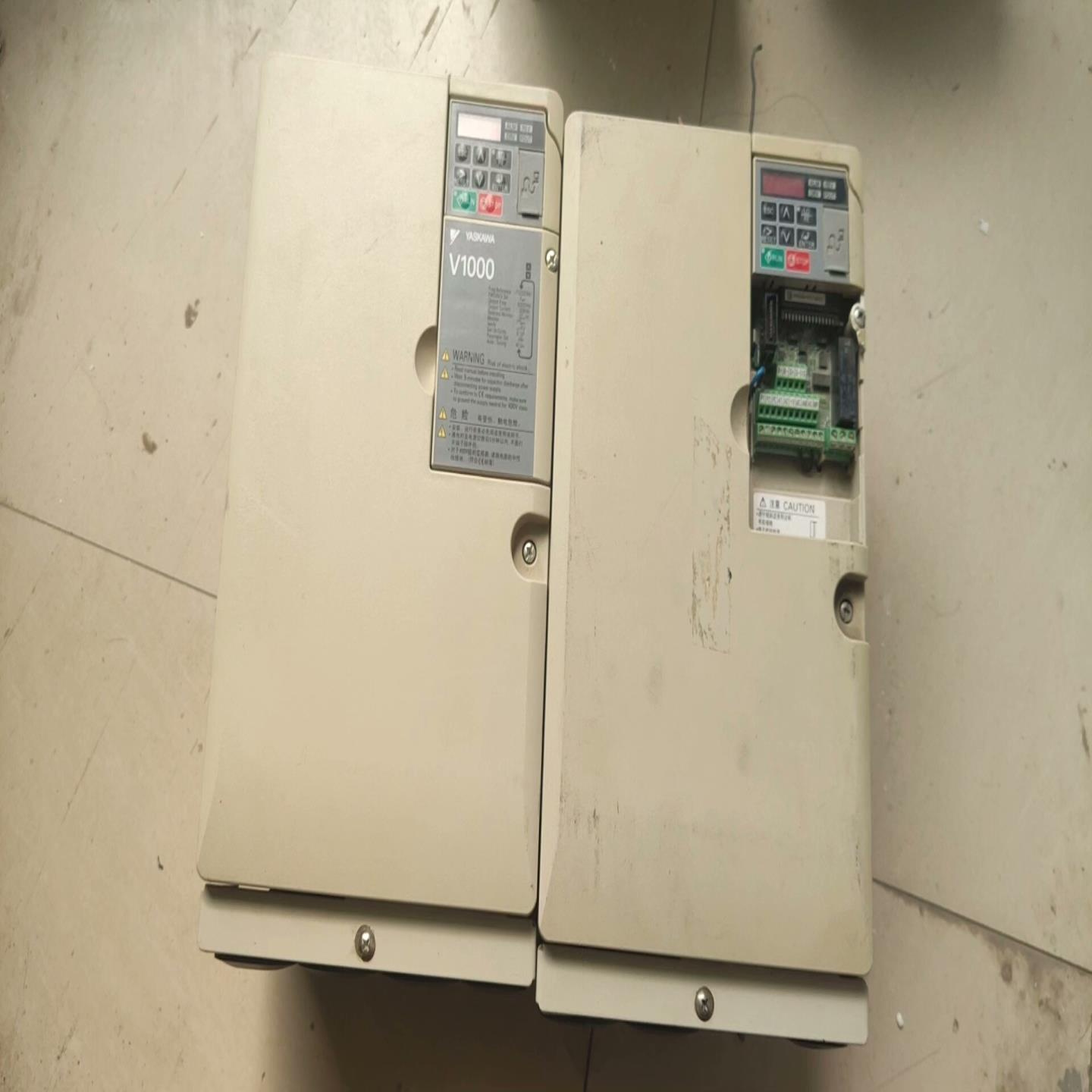 出变频器两台，型号CIMR-VB4A0031FBA有两台