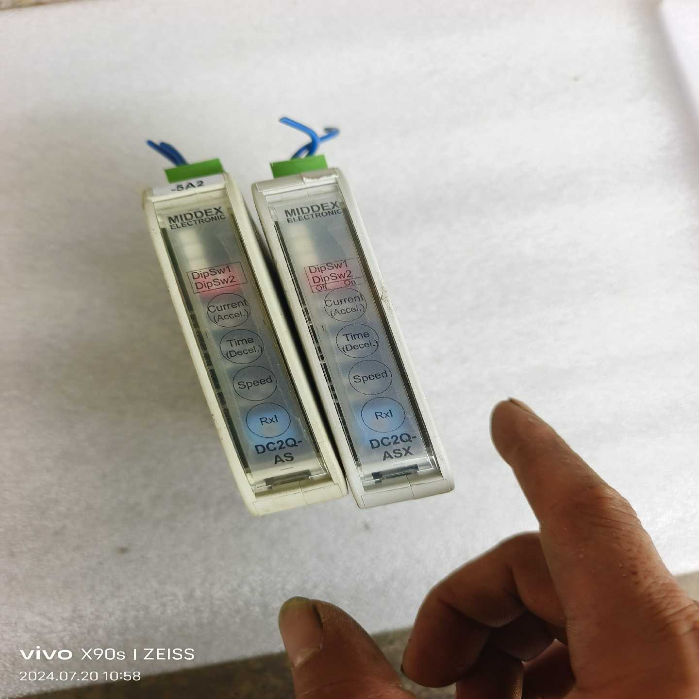 MIDDEXELECTRONIC控制器，型号:DC2