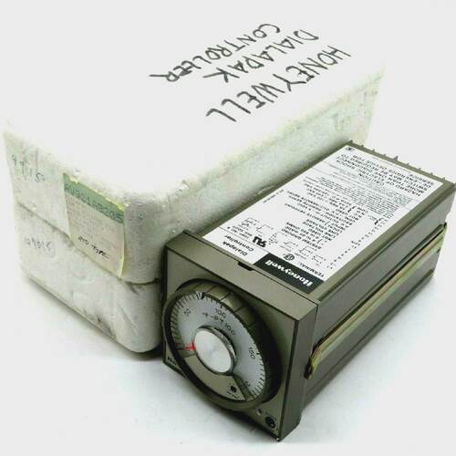 New Honeywell AV901AB205 120V 5060HZ Temperature Controller