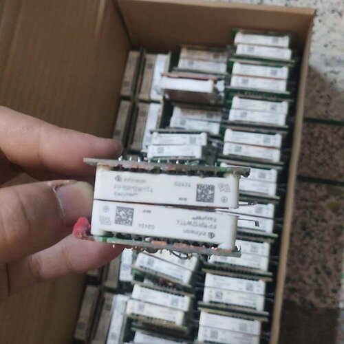 溢价-英飞凌模块FP150R12WT4质量保证拍前