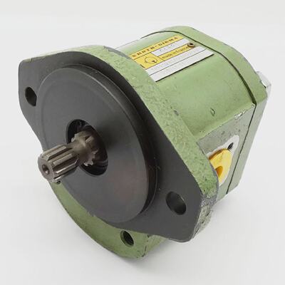 RexrothSigma 1PF2G240008RR20MR Zahnradpumpe gear pump used