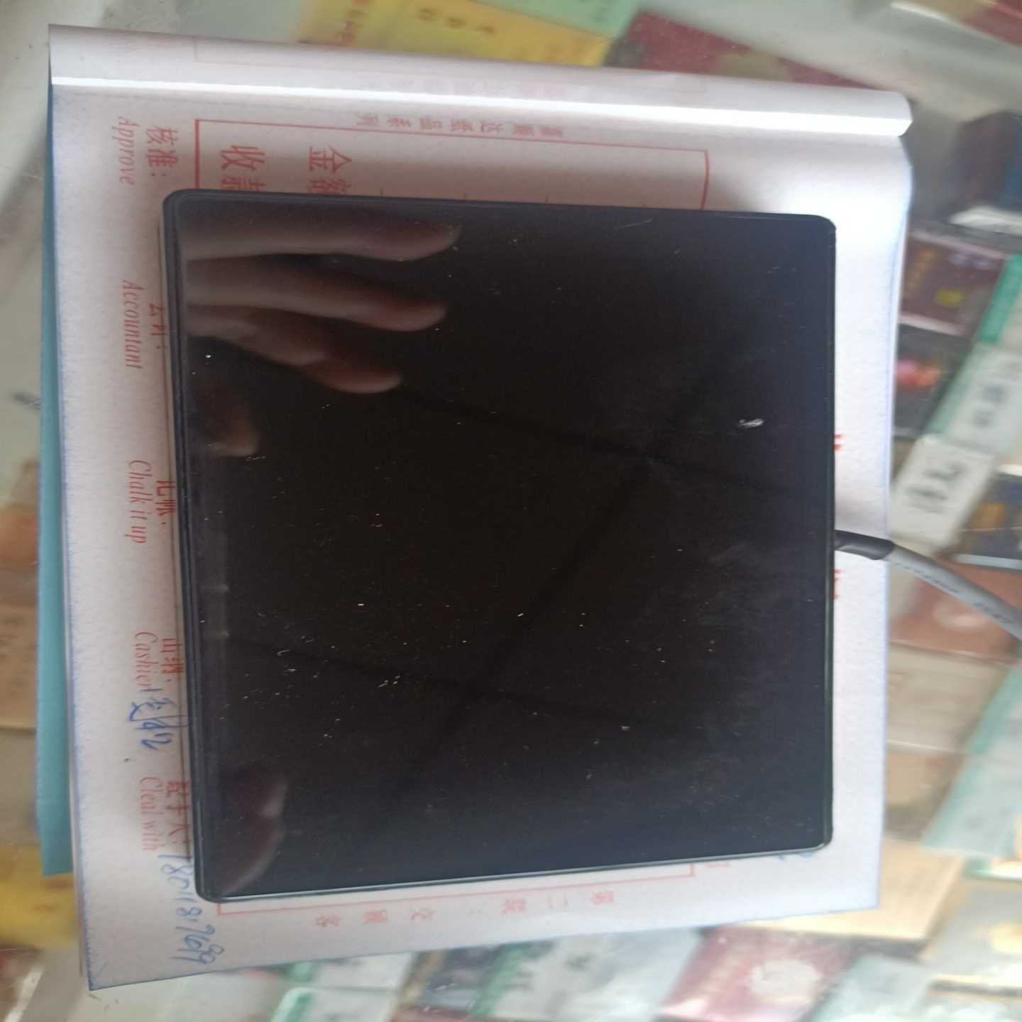 芬尼显示屏,适合v618形号机器,全新未使用,保证品质。单个--议