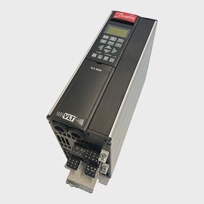 Danfoss 175Z0572 Frequency Converter VLT5011PT5B20STR1D0F10A