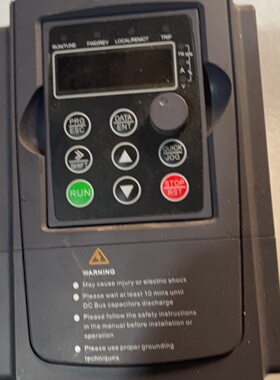 寻《满毅FU9000DFULL变频器2.2千瓦220