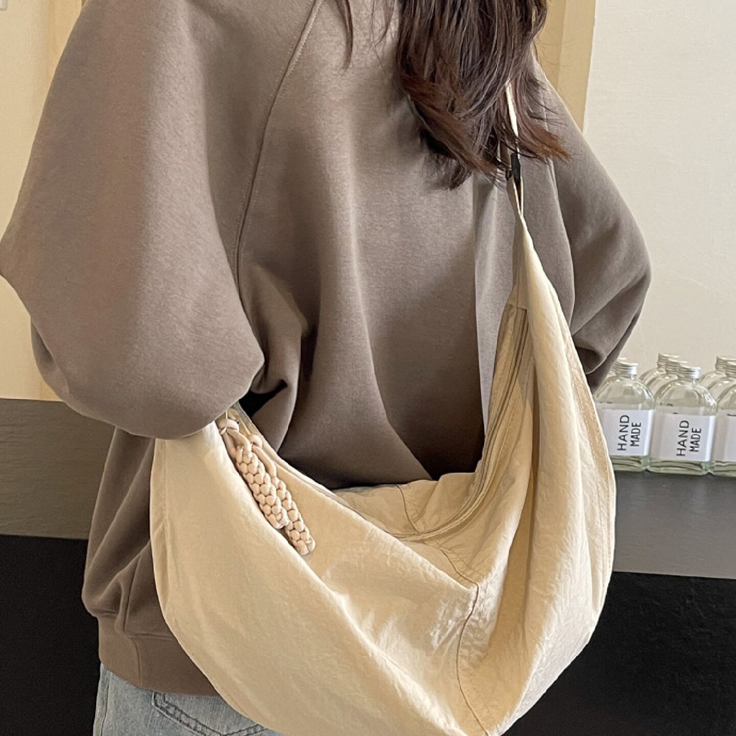 日系简约小众设计包包女大容量通勤饺子包斜挎包女韩版ins单肩包