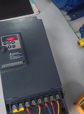 众辰变频器18.5KWNZ20018.5G22P4议价