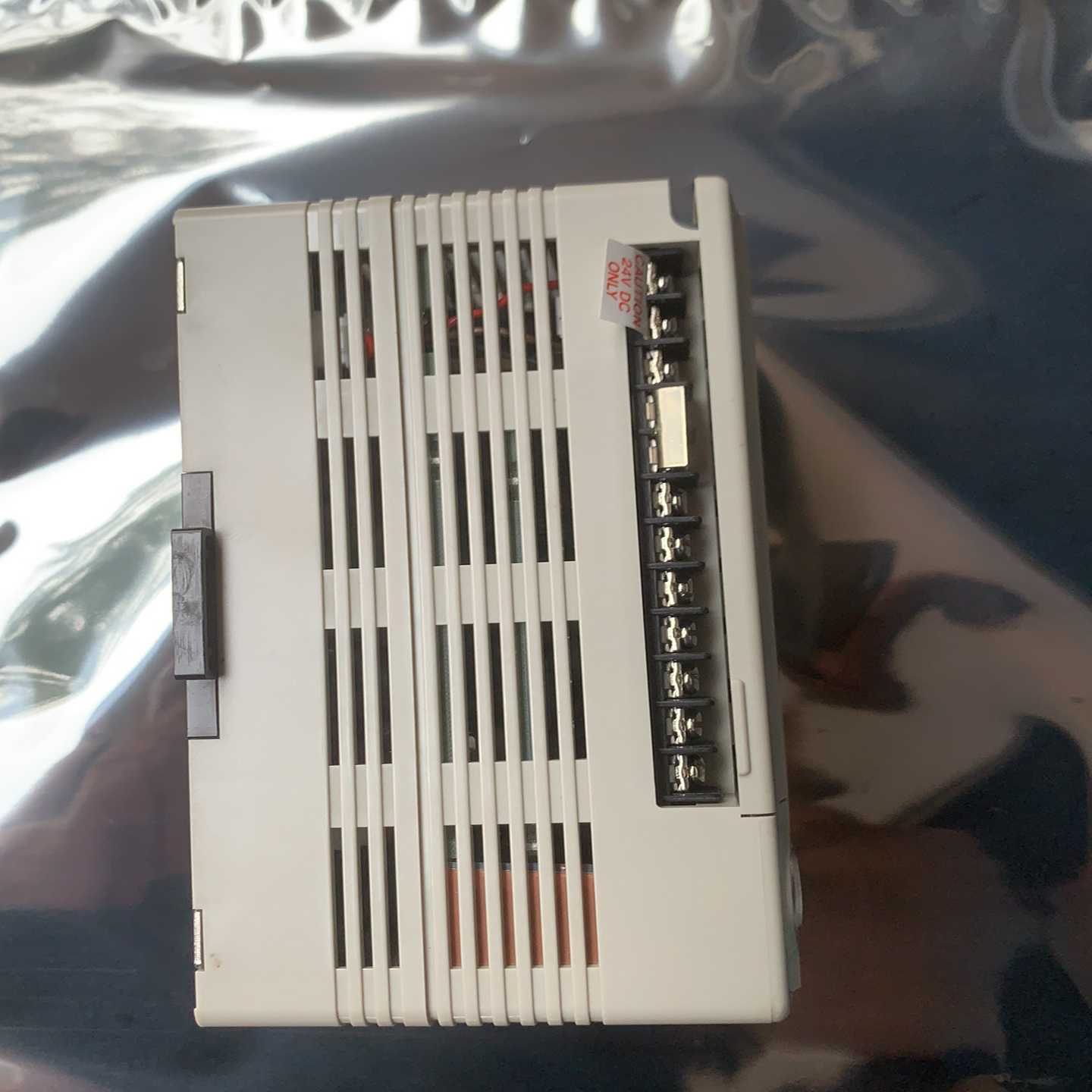 询价CPU1214C，1只，9.9新备用机。订货号：6ES~可接维修