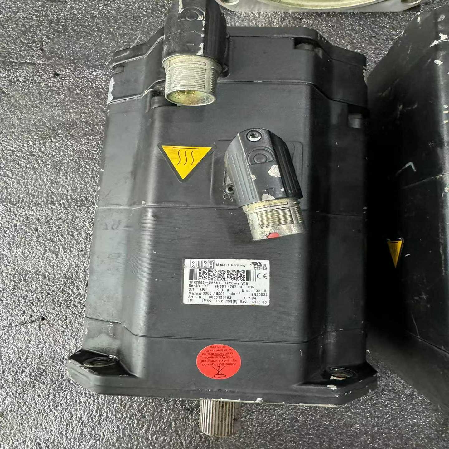 咨询-库卡机器人伺服电机1FK7083-5AF81-1YY3-Z